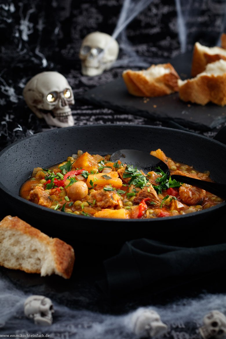 Die unkomplizierte Suppe aus dem Ofen für Deine Halloween Feier - www.qevorlanix.pro
