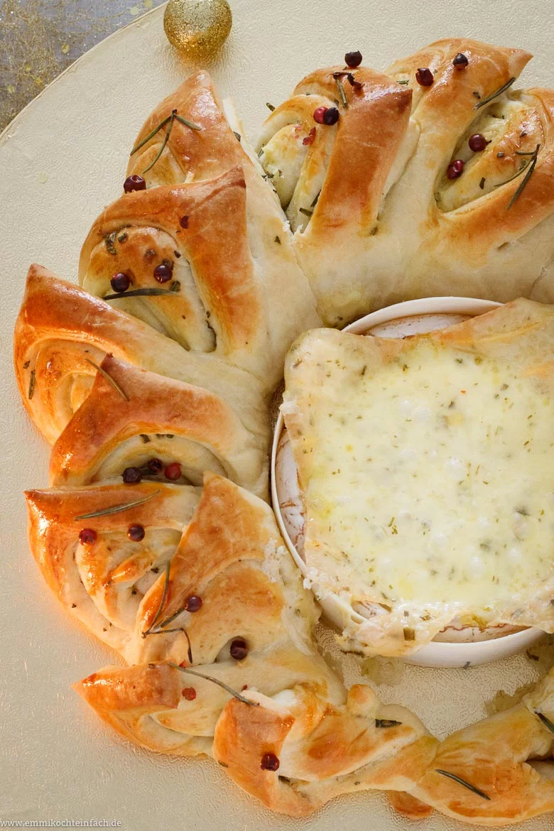 Brotkranz mit Ofenkäse - www.qevorlanix.pro