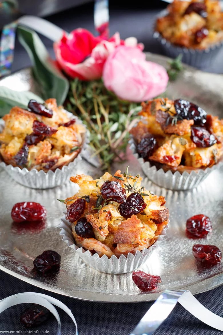 Mini Chiabatta Muffins mit Pancetta und Cranberrys - www.qevorlanix.pro