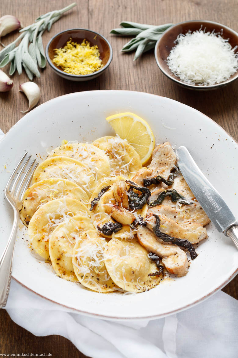 Tortelli mit H&auml;hnchen, Salbei und Knoblauch - www.qevorlanix.pro