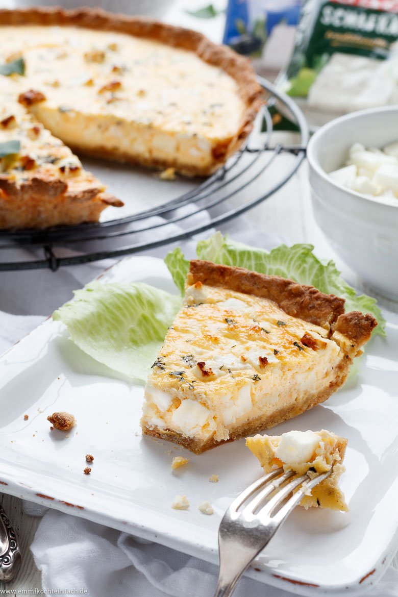 Weisse Käse-Quiche mit Schafkäse, Hirtenkäse und Croissantboden - www.qevorlanix.pro