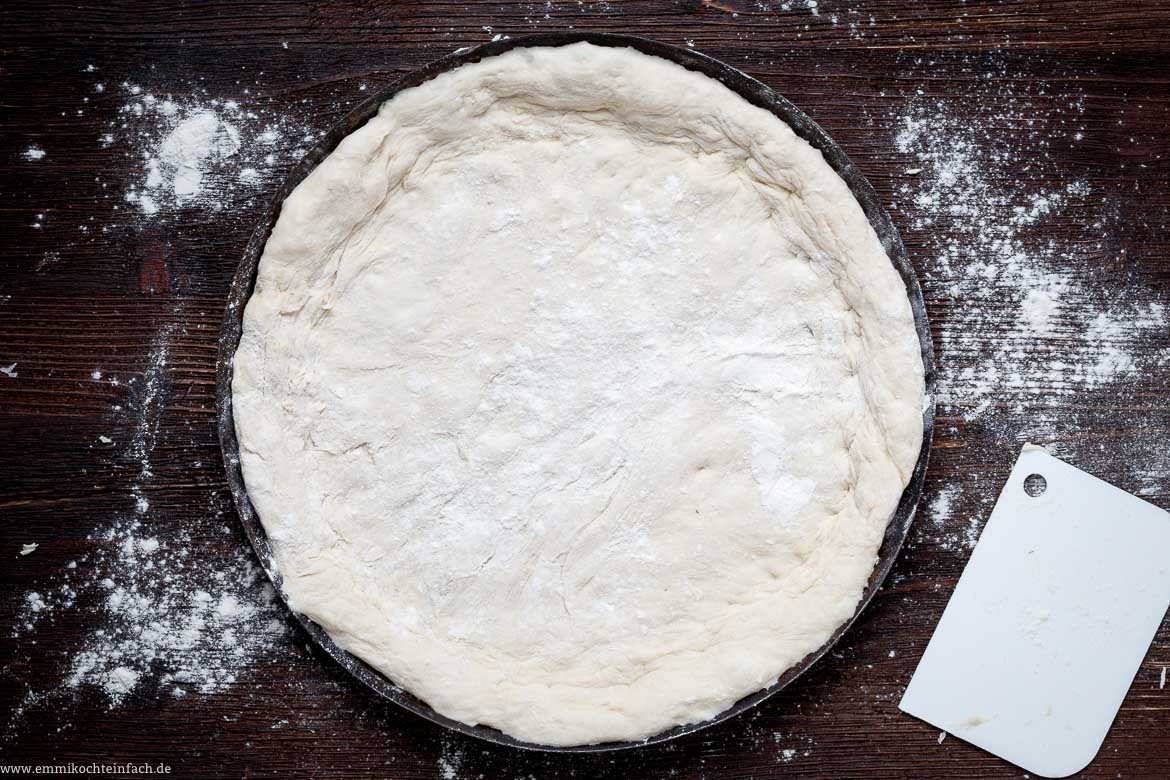 Einfacher amerikanischer Pizzateig ohne Kneten - www.qevorlanix.pro