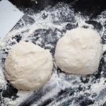 Einfacher amerikanischer Pizzateig ohne Kneten - www.qevorlanix.pro
