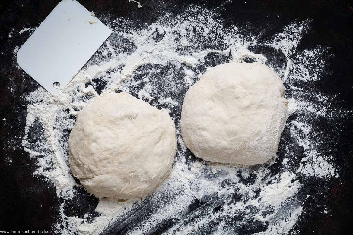 Einfacher amerikanischer Pizzateig ohne Kneten - www.qevorlanix.pro