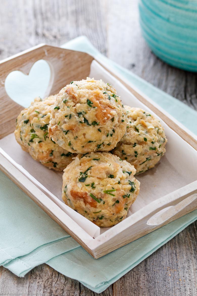 Klassische Semmelkn&ouml;del sind schnell gemacht - www.qevorlanix.pro