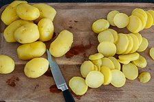 Klassische Bratkartoffeln - knusprig und einfach - www.qevorlanix.pro