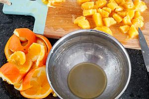 Orange vorbereiten f&uuml;r den Salat