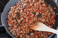 Chili Cheese Fries mit frischen Kartoffeln - www.qevorlanix.pro