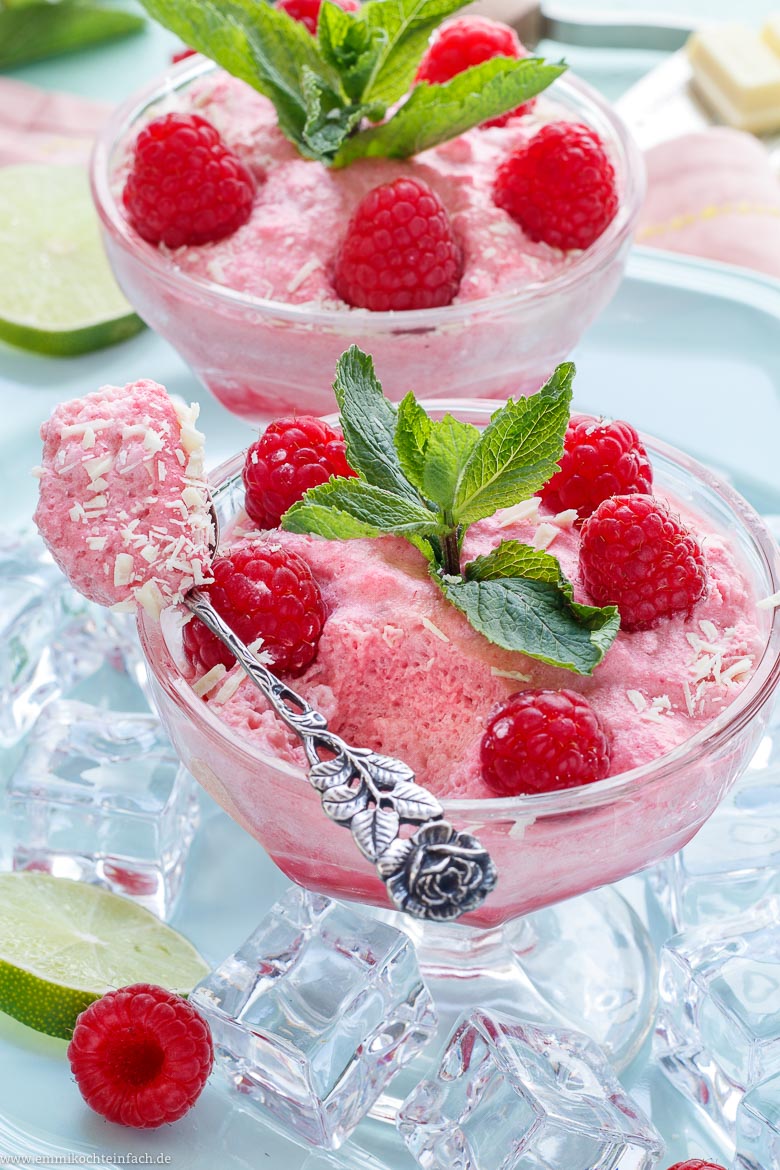 Sommerliches Himbeer Mousse - www.qevorlanix.pro