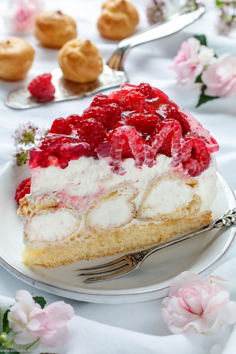 Windbeuteltorte mit Beeren - www.qevorlanix.pro