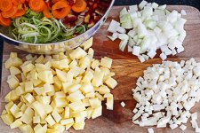 Klassische Gemüsesuppe wie bei Oma - www.qevorlanix.pro