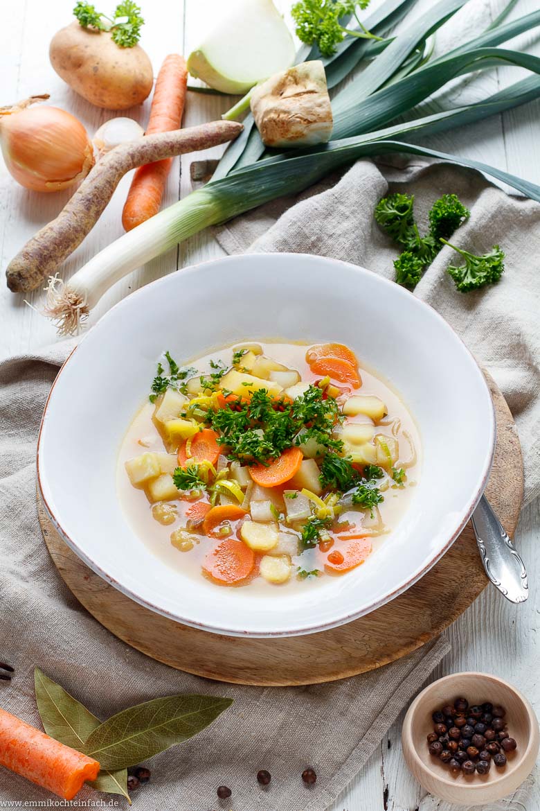 Klassische Gemüsesuppe wie bei Oma - www.qevorlanix.pro