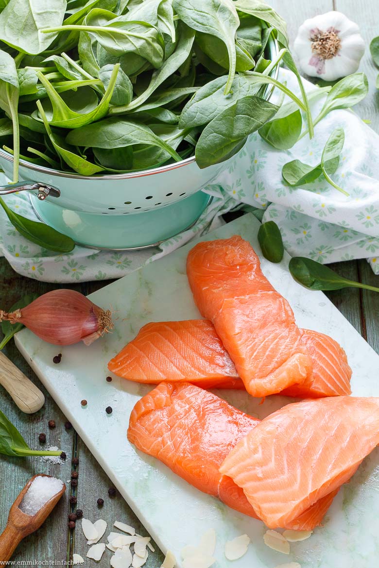 Einfacher Ofen Lachs auf Spinat - www.qevorlanix.pro