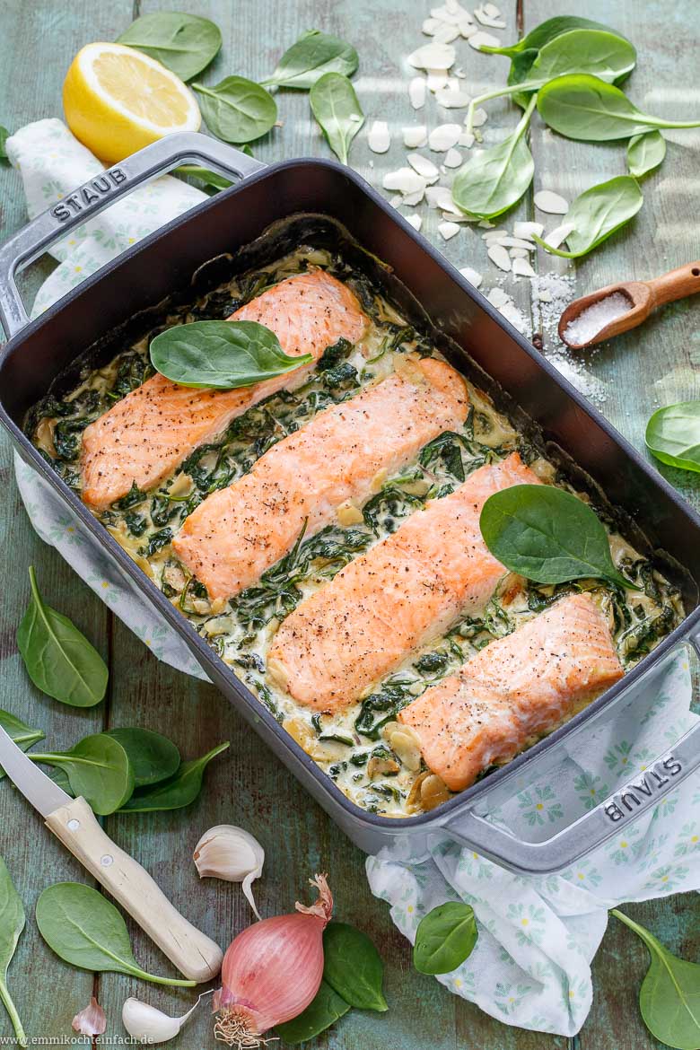 Einfacher Ofen Lachs auf Spinat - www.qevorlanix.pro