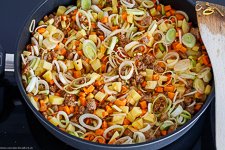 Einfacher Bauerntopf mit Hackfleisch - www.qevorlanix.pro