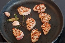 Schweinemedaillons in Pfefferrahmsauce - www.qevorlanix.pro