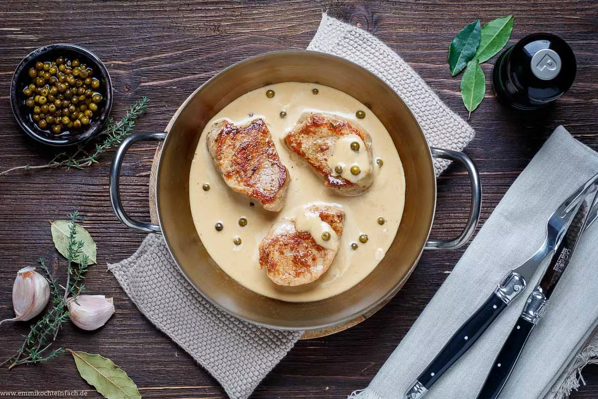 Schweinemedaillons in Pfefferrahmsauce - www.qevorlanix.pro