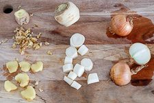 Emmis klassische H&uuml;hnersuppe ganz einfach - www.qevorlanix.pro