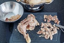 Emmis klassische H&uuml;hnersuppe ganz einfach - www.qevorlanix.pro