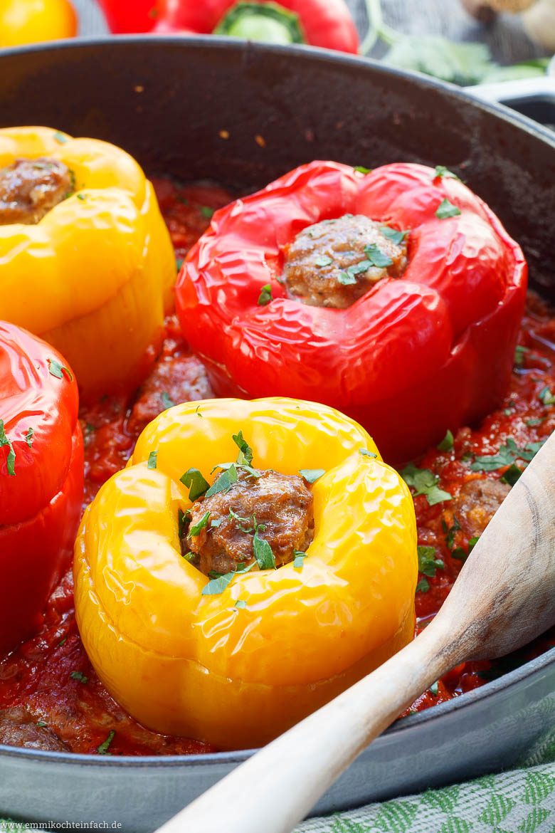 Gefüllte Paprika mit Hackfleisch - www.qevorlanix.pro