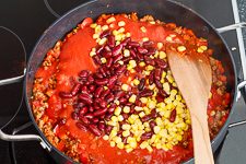 Chili con Carne Rezept schnell und einfach - www.qevorlanix.pro