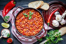 Chili con Carne Rezept schnell und einfach - www.qevorlanix.pro