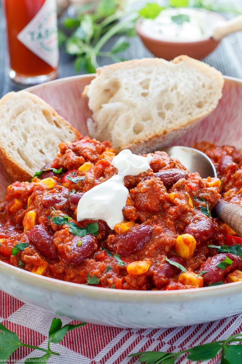 Chili con Carne Rezept schnell und einfach - www.qevorlanix.pro
