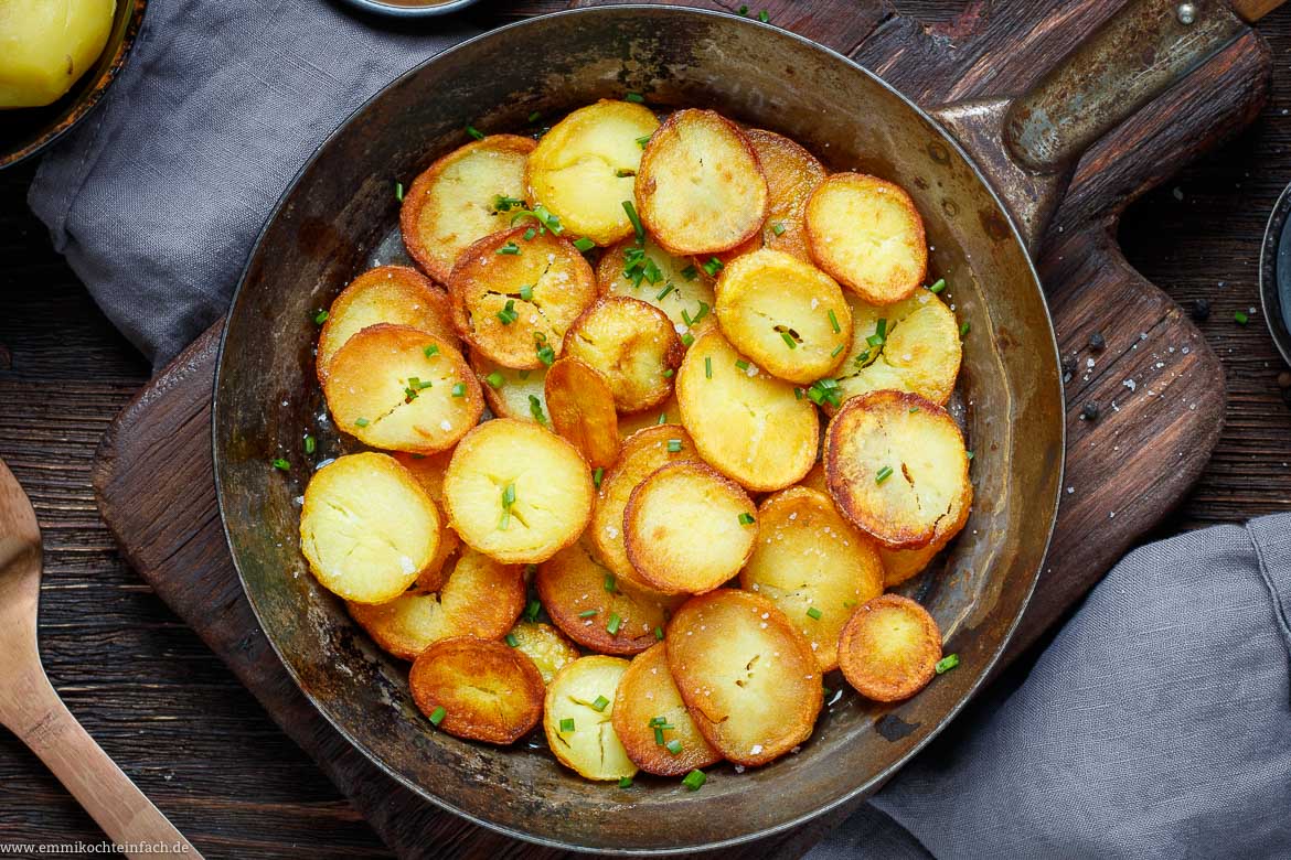 Klassische Bratkartoffeln - knusprig und einfach - www.qevorlanix.pro