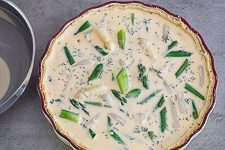 Spargelquiche mit weissem und gr&uuml;nen Spargel - www.qevorlanix.pro