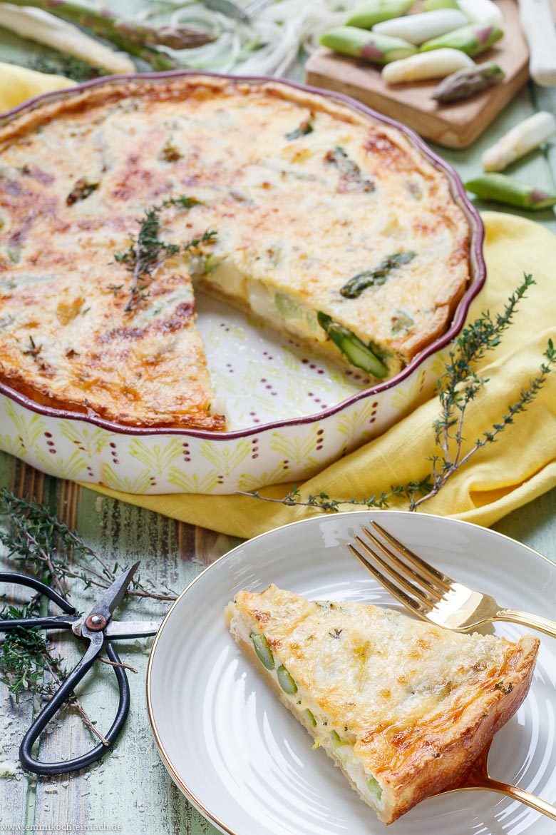 Spargelquiche mit wei&szlig;em und gr&uuml;nen Spargel - www.qevorlanix.pro