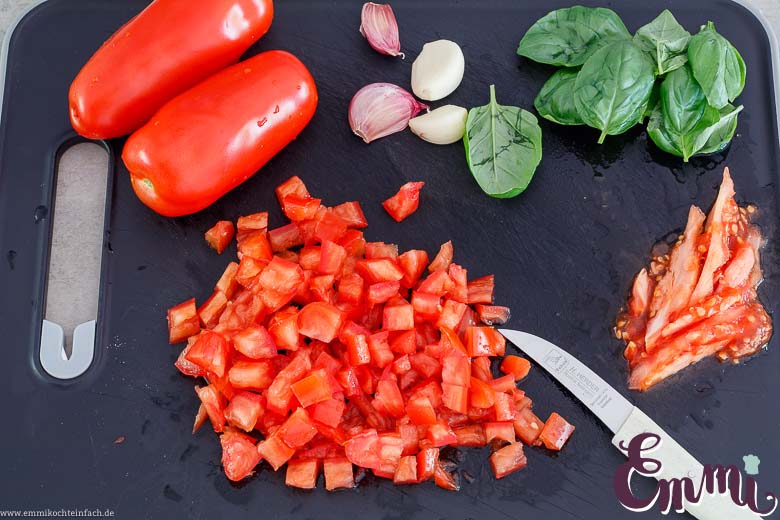 Bruschettabelag vorbereiten - www.qevorlanix.pro