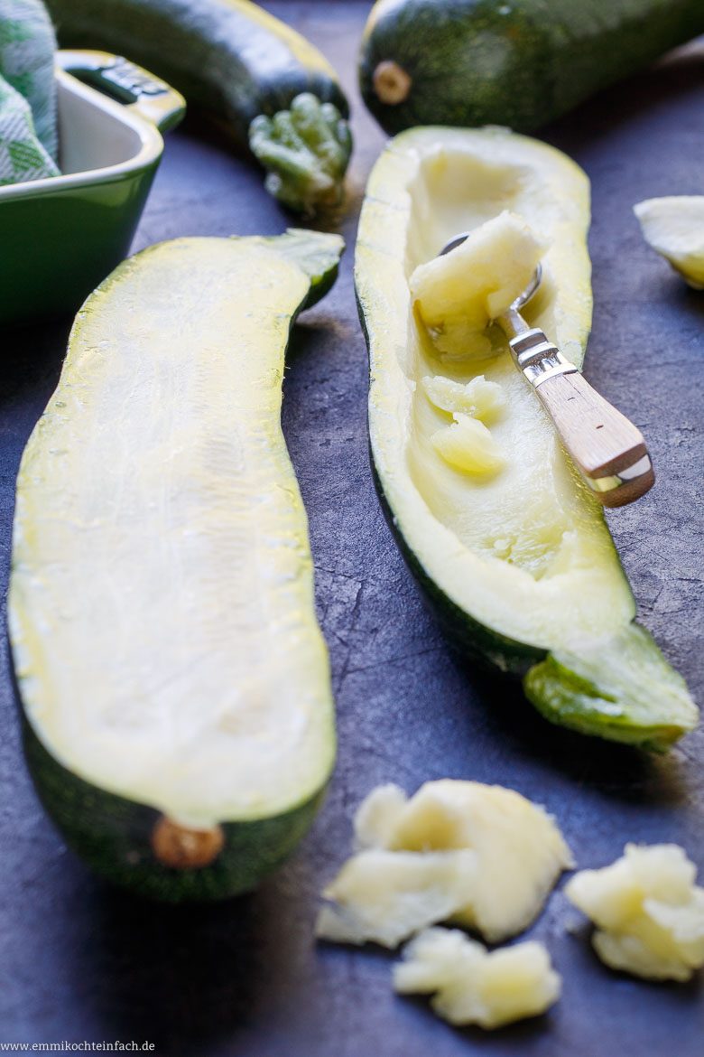 Zucchinihäften aushöhlen - www.qevorlanix.pro