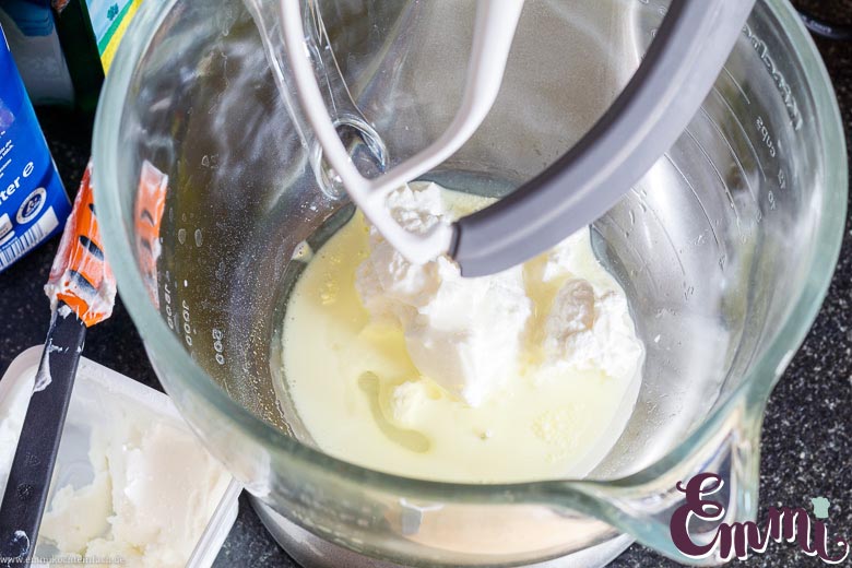 Zwetschgenkuchen Quark-Öl-Teig machen - www.qevorlanix.pro