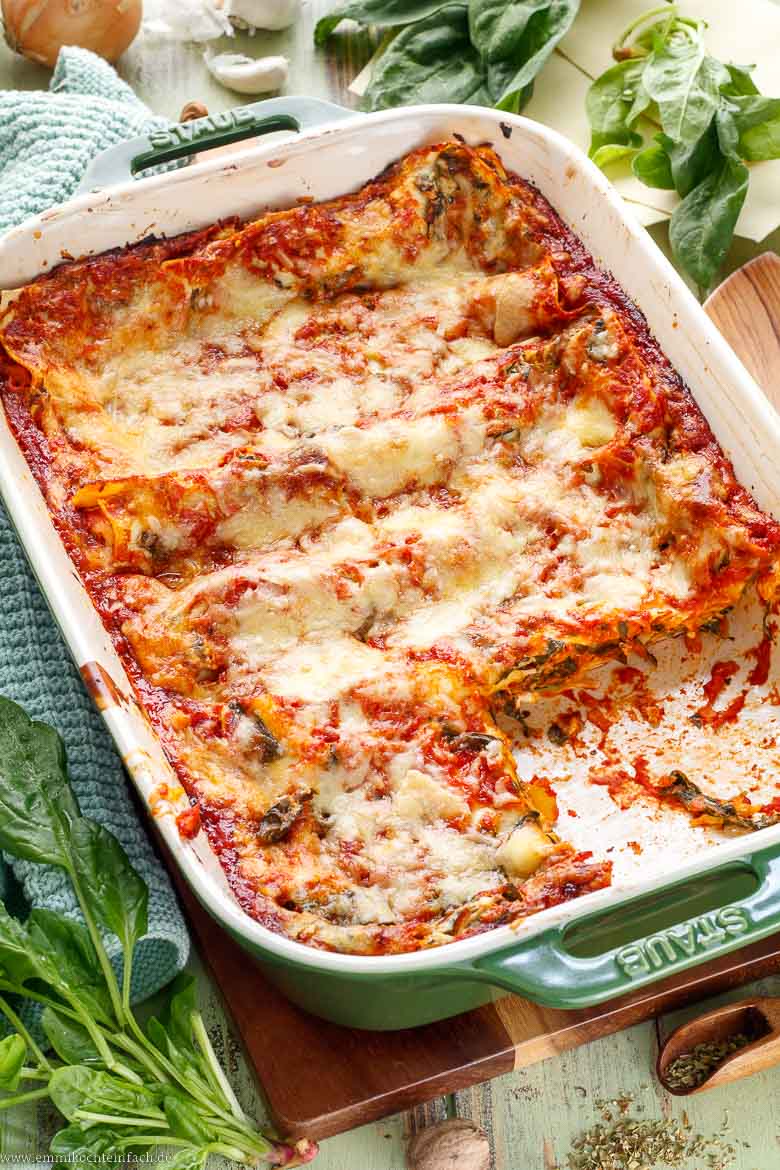 Spinatlasagne mit frischem Spinat oder Tiefk&uuml;hl-Spinat