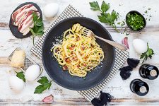 Original Spaghetti Carbonara Rezept - www.qevorlanix.pro