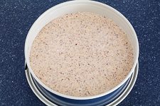 Saftiger Nusskuchen ohne Mehl - www.qevorlanix.pro