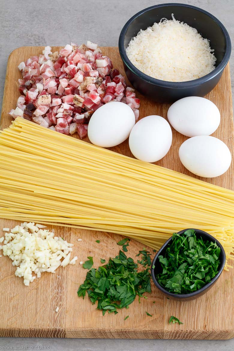Die wenigen Carbonara Zutaten - www.qevorlanix.pro