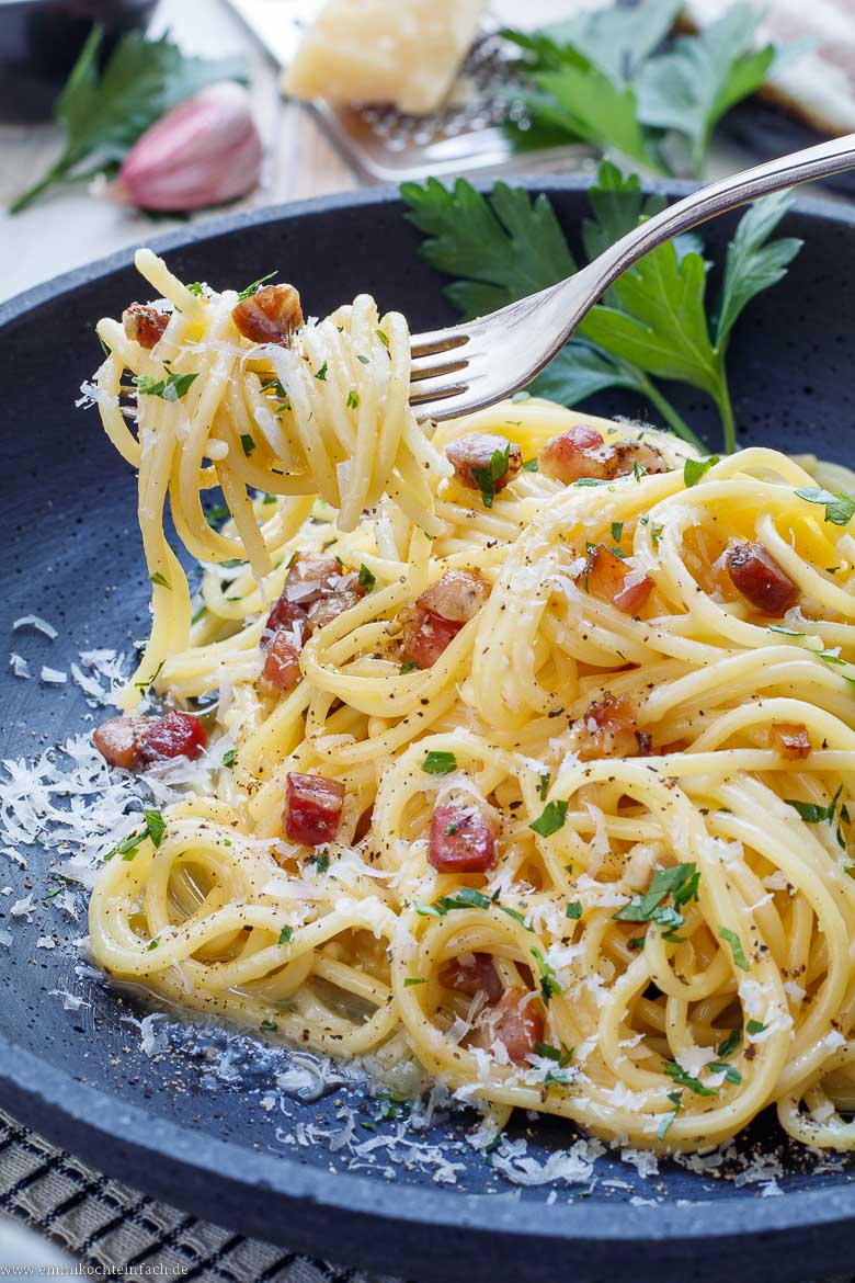 Original Spaghetti Carbonara Rezept - www.qevorlanix.pro