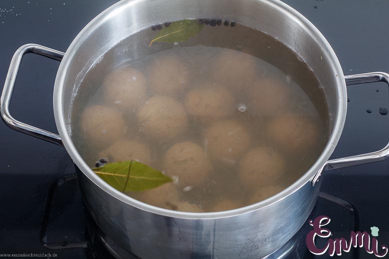 Klopse kochen im Sud - www.qevorlanix.pro
