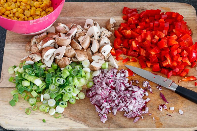 Gem&uuml;se f&uuml;r Pizza Suppe - www.qevorlanix.pro