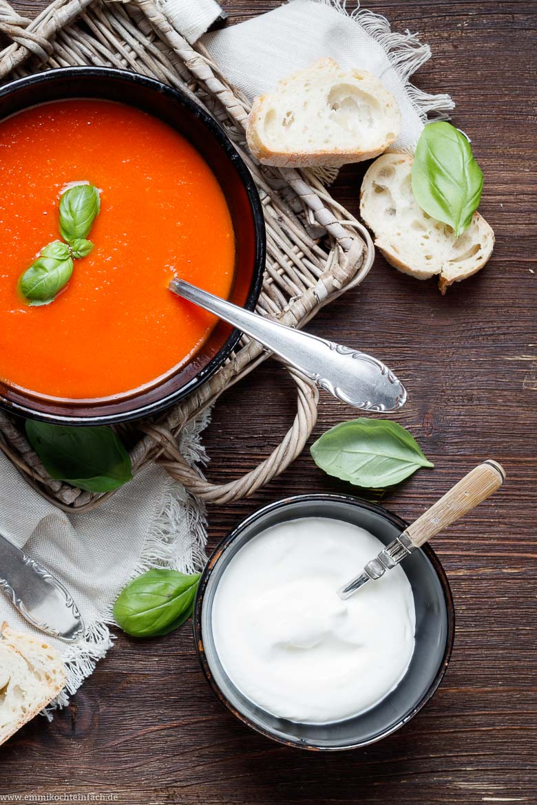 Einfache Tomaten Suppe - www.qevorlanix.pro