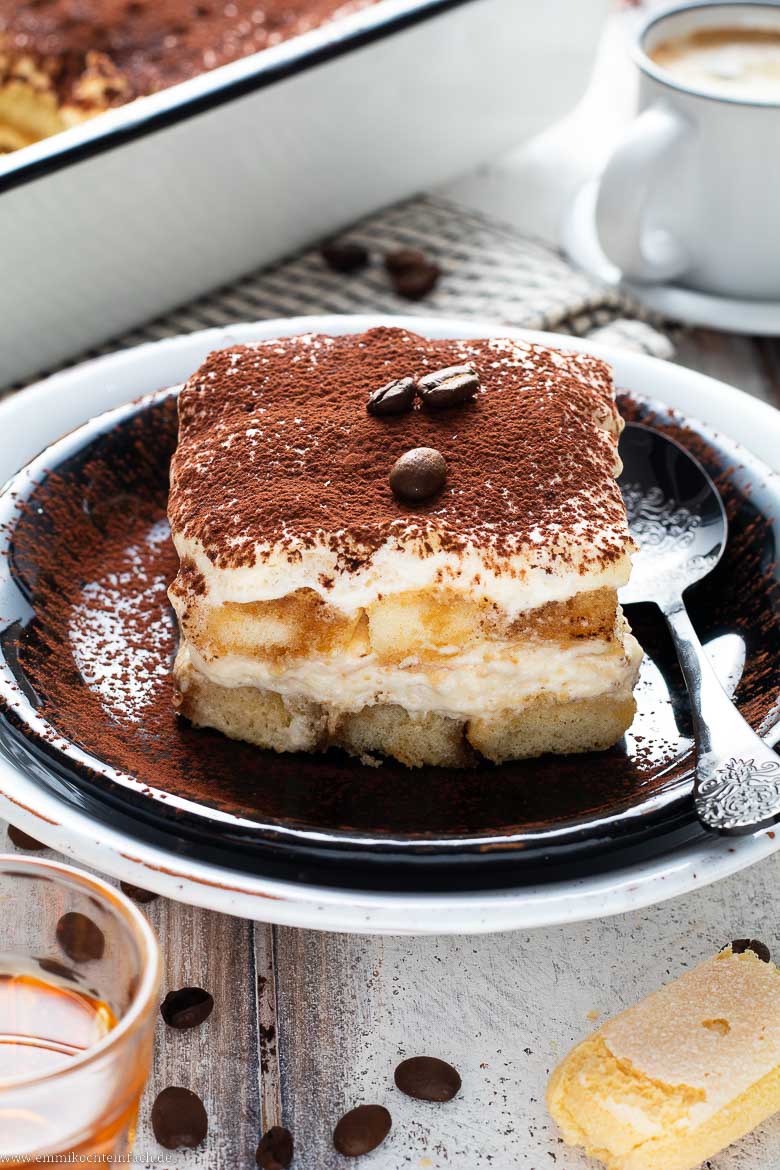 Tiramisu - der original Dessert Klassiker auf dem Teller