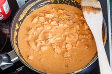 Nudeln mit Lachs Sahne Soße - www.qevorlanix.pro