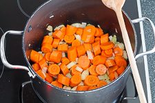 Schnelle Möhrensuppe mit Ingwer - www.qevorlanix.pro