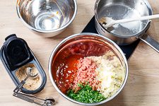 Klassische Frikadellen Rezept - www.qevorlanix.pro