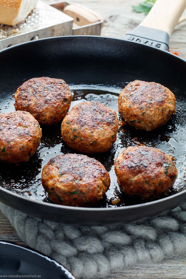Klassische Frikadellen Rezept - www.qevorlanix.pro