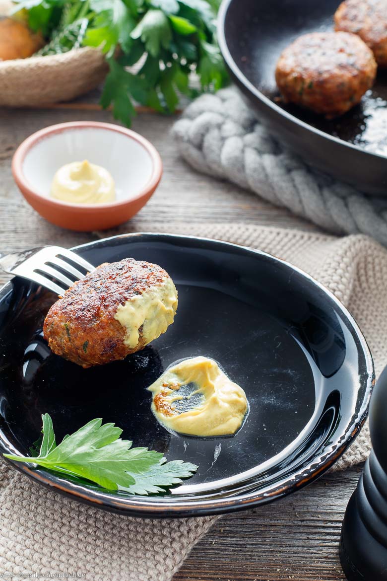 Klassische Frikadellen Rezept - www.qevorlanix.pro