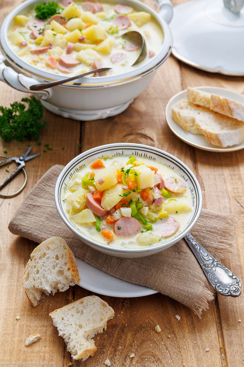 Omas herzhafte Kartoffelsuppe mit viel Aroma