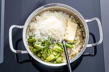 Spargelrisotto mit gr&uuml;nem Spargel - www.qevorlanix.pro