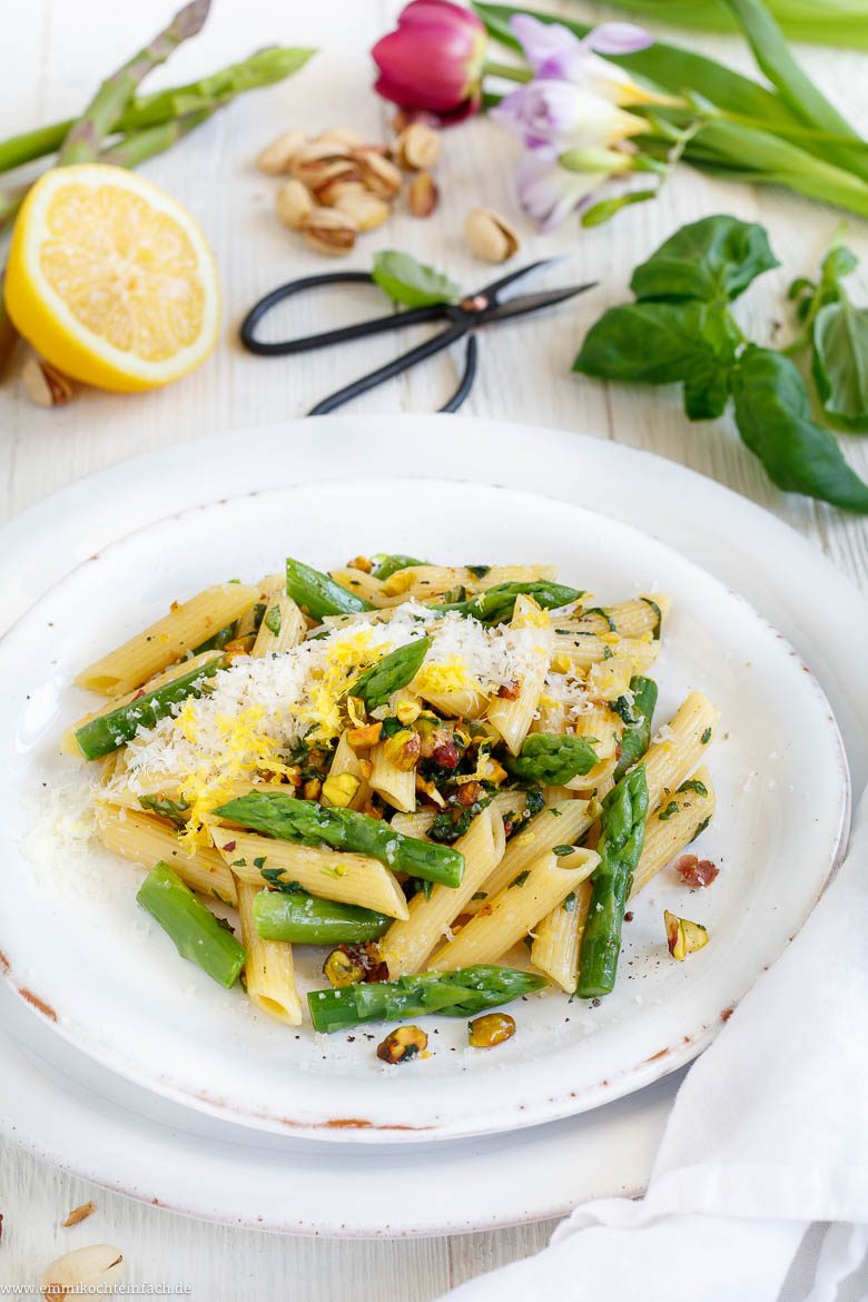 Pasta mit grünem Spargel - www.qevorlanix.pro